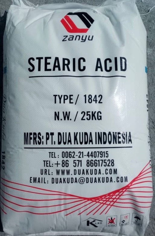 اسید استئاریک، گرید آرایشی بهداشتی و صنعتی