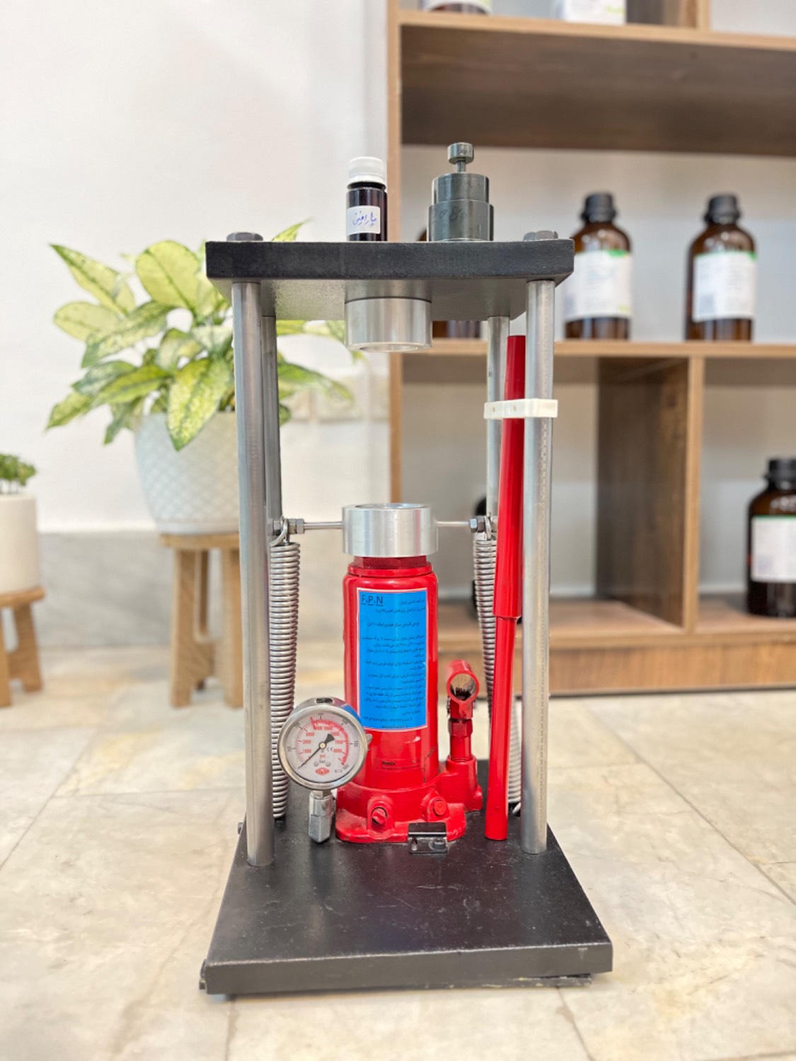 دستگاه پرس قرص ساز دستی